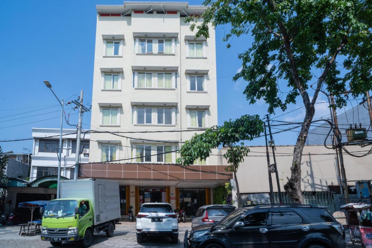 Reddoorz Plus Syariah Near Pasar Turi Surabaja Exteriér fotografie