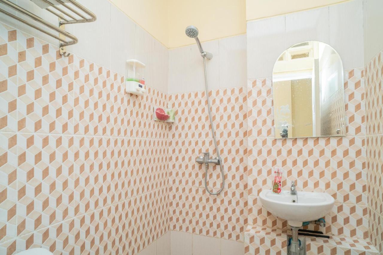 Reddoorz Plus Syariah Near Pasar Turi Surabaja Exteriér fotografie
